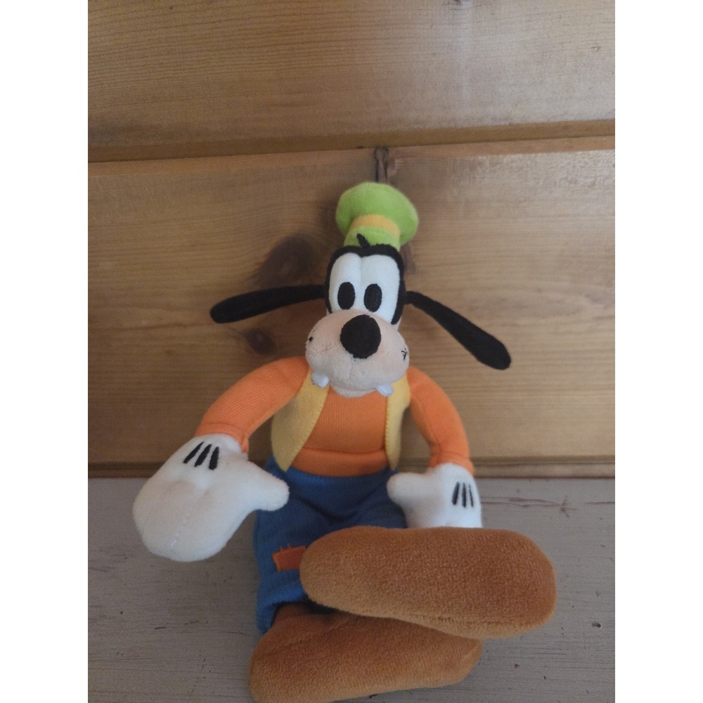 Disney Goofy Plush Stuffed Animal Toy Small 8" Mickey Mouse & Friends 2017 F42